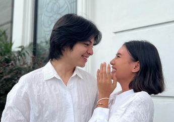 Lebaran ke Rumah Prilly Latuconsina, Intip Gaya Kompak Shenina Cinnamon dan Angga Yunanda. Gemas!