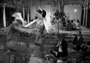 Sisi Gelap Tarian Ronggeng di Perkebunan Subang Awal Abad Ke-20