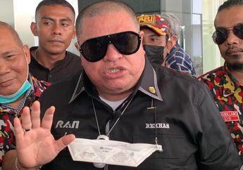 Ngotot Ijazahnya Tak Bodong, Kebohongan Razman Nasution Dikuak KAI, Temukan Kejanggalan pada Waktu Kelulusan: Belum Magang Sudah Disumpah Pengacara!