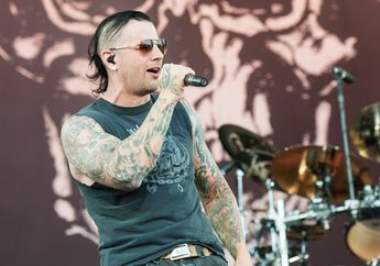Rekomendasi Lagu Metal dari Ghost Favorit M. Shadows Avenged Sevenfold