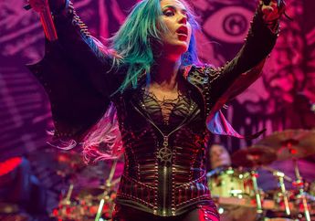 Iron Maiden Gandeng Arch Enemy dalam Gamenya, Legacy of the Beast!