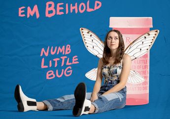Interview HAI dengan si Remaja Viral Em Beihold: Bahas 'Numb Little Bug' Hingga Kemungkinan Tahun Depan ke Indonesia!