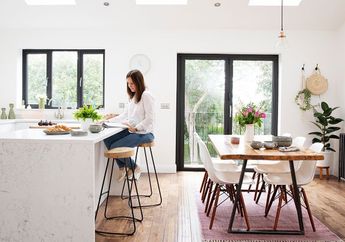 Bisakah Meja Makan Digantikan oleh Kitchen Island? Ini Penjelasannya!