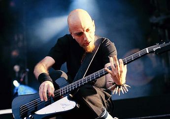 Bassist SOAD, Shavo Odadjian: Gue Lagi Bikin Solo Album yang Keras!