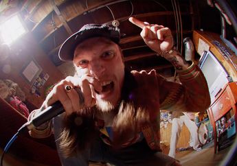 Kembali Mengusung Pop Punk, Neck Deep Rilis Single Terbaru 'STFU'!
