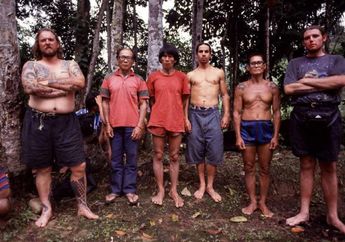 Anthony Kiedis Punya Tato Motif Borneo, Ini Bukti Vokalis Red Hot Chili Peppers Pernah ke Kalimantan