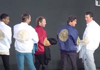Tom Cruise dan Aktor Top Gun: Maverick Pakai Hanbok Ala Idol K-Pop!
