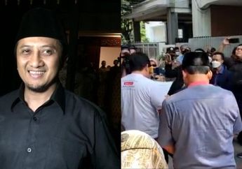 Sengaja Biar Direkam, Heboh Puluhan Orang Geruduk Rumah Yusuf Mansur Sambil Bawa-bawa Poster, Tuntut Hal Ini dari Ayah Wirda Mansur