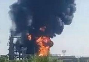 Sementara Dunia Terancam Alami Krisis, Kilang Minyak Rusia Dekat Ukraina Diserang hingga Memicu Ledakan Kebakaran dan Bola Api