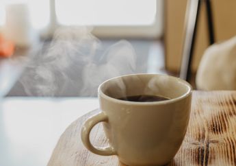 5 Minuman Pengganti Kopi Lebih Aman Buat Penderita Asam Lambung