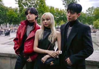 Lisa dan V Interaksi dengan Para Seleb Dunia di Paris. Jadi Trending!