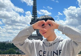 Park Bo-gum Unggah Momen Selama di Paris Melalui Twitter Pribadi!