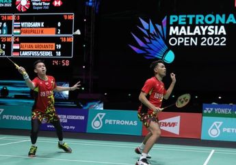 Alhamdulillah Patut Diacungi Jempol! Berhasil Tundukkan Tuan Rumah, Fajar/Rian Lolos ke Semi Final Malaysia Open 2022 Skor 21-13 21-9