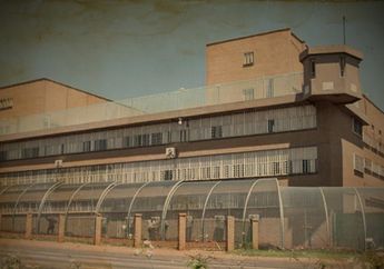 Sepuluh Pintu yang Terkunci