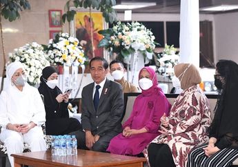Pantas Presiden Jokowi Sampai Bolak-balik Jenguk Tjahjo Kumolo, Jawaban MenPAN RB Saat Anaknya Dilepeh Garuda Bikin Syok, Foto Politisi PDIP Banjir Doa