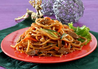 Hadiarkan Resep Lomi Goreng Bakso Teriyaki Agar Keluarga Lebih Lahap Sarapan Besok