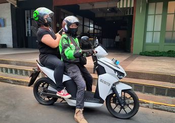 Tarif Ojek Online Naik, Ini Harga Dasar Gojek dan Grab Terbaru