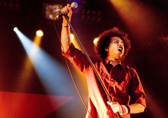 Gencar Tolak Perang, Simak 5 Lagu Anti-Perang dari Band Cadas Pilihan HAI!