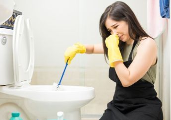 Kaget Masuk Kamar Mandi Tetangga Bisa Bebas Bau Pesing, Rahasianya Cuma Gunakan 2 Bahan Dapur Ini, Lebih Murah Dari Harga Karbol!