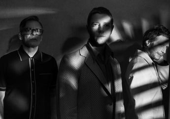 Interpol Rilis Album Baru 'The Other Side Of Make-Believe', Gelar Pameran dan Jual Merchandise Spesial
