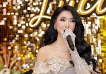 'Dimasukin Linggis Biar Merdu', Lucinta Luna Pamer Potret Baru Usai Operasi Meski Akui Temboloknya Masih Basah, si Ratu 9 Nyawa Sesumbar Suara Barunya Mirip Sosok Ini