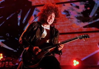 Postingan Ray Toro Tanpa Caption, Bikin Para Fans Langsung Berspekulasi MCR Bakal Rilis Album