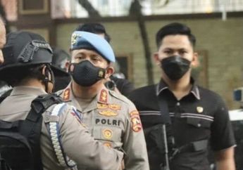 Bukan Polisi, Ini Sosok yang Berani Lucuti Recorder CCTV Kompleks Rumah Irjen Ferdy Sambo, Foto Tersangkanya Muncul?