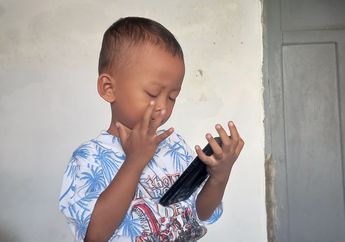 Dads Bisa Berperan Sama Mengatasi Anak Tantrum dengan Menghindari 4 Kesalahan yang Bisa Membuat Anak Semakin Mengamuk Ini