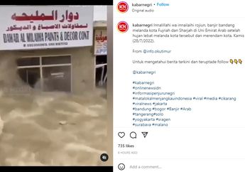 Detik-detik Pengendara Mobil Lintasi Ruko Terendam Banjir Tertangkap Kamera, Endingnya Justru Bikin Geleng Kepala, Netizen: Hebat Banget Dah!