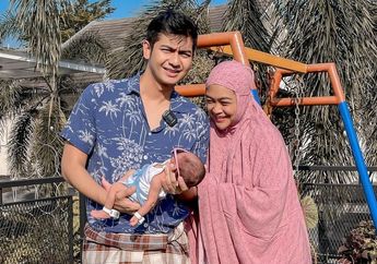 Kena Nyinyir Netizen karena Nggak Bedong Baby R, Ria Ricis Buka Suara