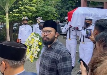 BERITA TERPOPULER: Ahmad Dhani Berduka Orangtua Personel Dewa 19 Tewas Kecelakaan di Jalan Tol Hingga Puput Pujiarti Tuding Mayang Gondol Baju Seragam Sekolah Chika