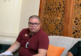 Razman Nasution Kesal dengan Tingkah Laku Denise Chariesta yang Kirimkan Karangan Bunga Bertuliskan Ini