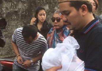 'Saya Syok Enggak Ada Firasat' Turut Berduka Cita, Indra Bekti Bersimpuh di Pusara Anak Ketiga Sudah Tiada! Berkaca dari Meninggalnya Buah Hati Aldilla Jelita, Waspada Bahaya Infeksi Saluran Kemih