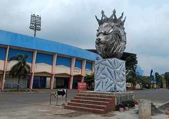 Jadi Ikon Baru, Patung Kepala Singa Bermahkota Hadir di Stadion Kanjuruhan Malang!