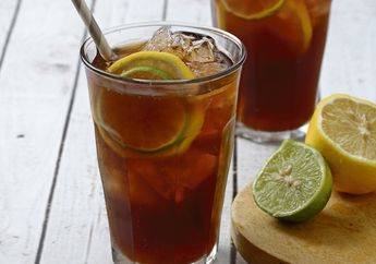 Resep Cola Segar Ini Sesuai Dengan Namanya, Kesegerannya Langsung Nendang Begitu Diminum!