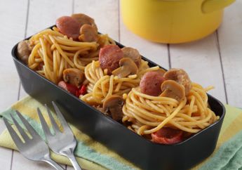 Resep Bekal Cepat : Kreasikan Resep Bekal Anti Bosan Dengan Resep Spageti Bakso Sosis