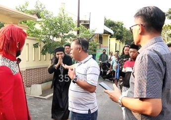 Dituding Sebagai Tukang Kibul Oleh Pesulap Merah, Gus Samsudin Ogah Terima Tantangan Marcel Radhival Untuk Buktikan Kesaktian: Yang Nuduh Sana, Sana Juga Yang Harus Membuktikan