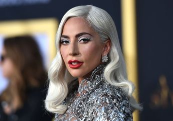 Ada Badai Petir, Lady Gaga Menangis Saat Hentikan Konsernya!
