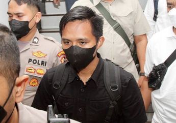 Irjen Ferdy Sambo Jadi Tersangka Utama, Begini Pengakuan Bharada E yang Bikin Eks Kadiv Propam Masuk Bui, Foto Kondisi Makam Brigadir J Diunggah