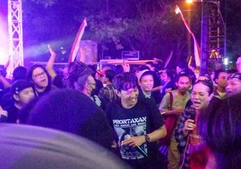 Oomleo Berkaraoke Tampil Heboh di Pameran Konvergensi - Pasca Tradisionalisme Yogyakarta!