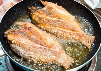 Cuma Dalam Hitungan Menit, Minyak Bekas Goreng Ikan jadi Tak Berbau Cuma Cemplungkan Geprekan Bumbu ini, Gak Perlu Ganti Baru!