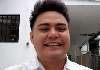 Lama Tak Muncul di Layar Kaca Pasca Keliuar Dari Penjara, Galih Ginanjar Dikabarkan Bngkrut, Harus Banting Tulang Rela Berjualan Ini Demi Sesuap Nasi