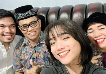 'Gak Enak Sama Pak Haji dan Pak Halilintar' Thofu Auto Patah Hati! Muak Didesak Nikah, Thariq Halilintar Singgung Soal Keretakan Hubungannya dan Keluarga Fuji: Ada Pergesekan...