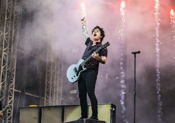 Tonton Sekarang! Green Day Posting Video Konser Paling 'Gila' Mereka di Tahun Ini