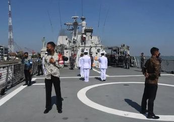 Ratusan Prajurit dan 3 Kapal Perang TNI AL Siagakan, Begini Jadinya Jika Kunjungan Presiden ke Pulau Bawean Diserang Demonstran, Pangkoarmada II Jamin VVIP Aman