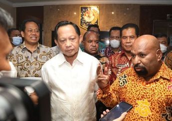 Hotel Suni Jadi Lokasi, Pertemuan Lukas Enembe dan 2 Menteri Jokowi Dibongkar Pengacaranya Sendiri: untuk Merebut Kekuasaan Gubernur Papua!