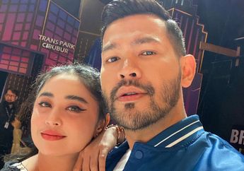 Dewi Perssik Diramal Sedang Diincar 2 Pria Yang Disebut Akan Buat Nyaman, Ternyata Bukan Rian Ibram: Dia Akan Dalam Persimpangan