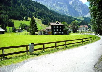 6 Hal Unik yang Hanya Ditemukan di Negara Swiss, Tertarik Berkunjung?