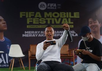 Intip Keseruan Atep, Pemain Sepak Bola Indonesia, Saat Diajak Main FIFA Mobile