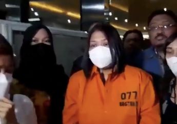 Lihat Putri Candrawathi Pakai Baju Tahanan, Keluarga Brigadir J Posting Foto Begini: Puji Tuhan!